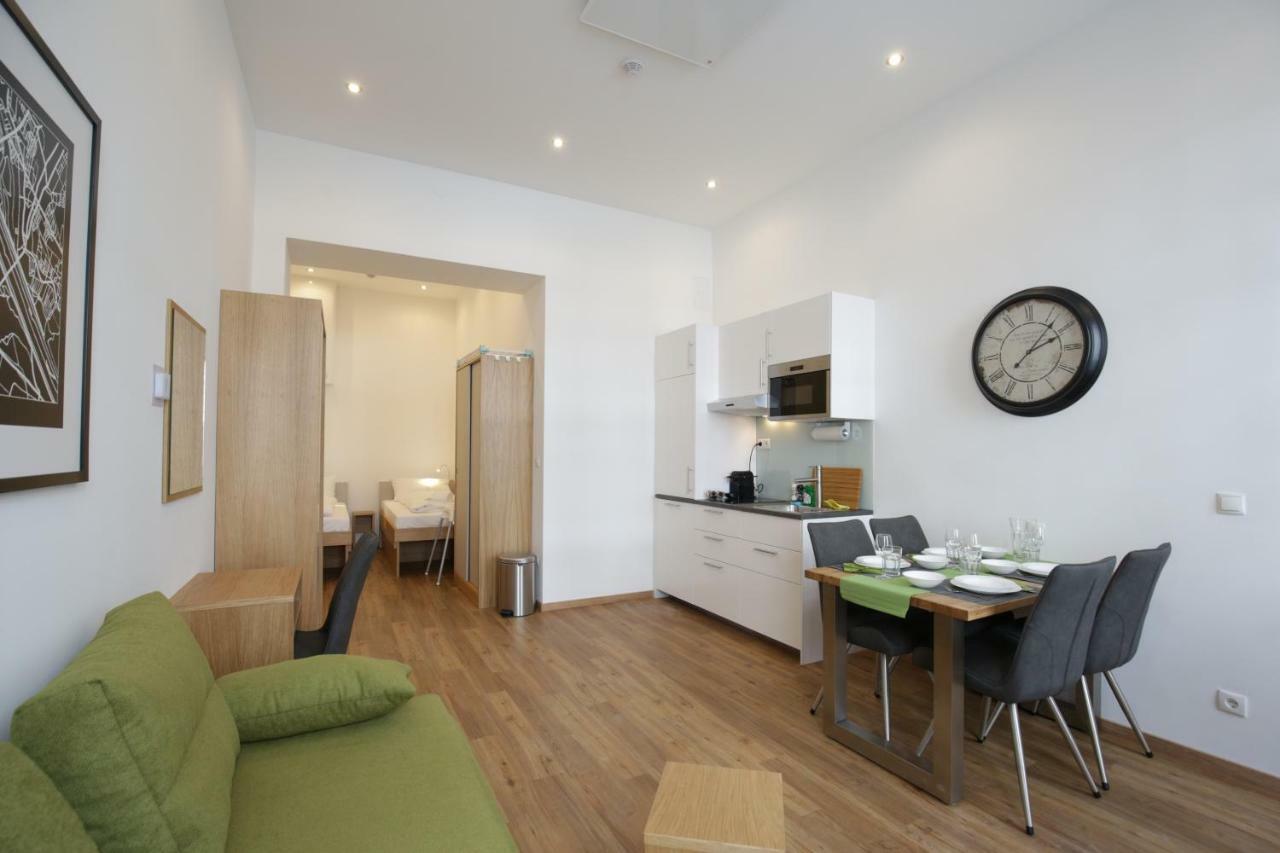 Gold - Contactless Check In Appartement